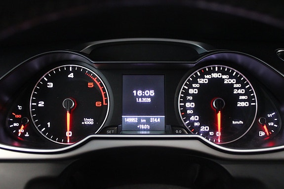 Audi A4 10 of 16