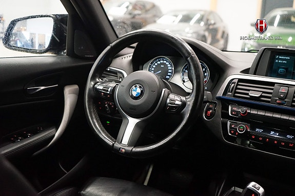 BMW 118i 12 of 22