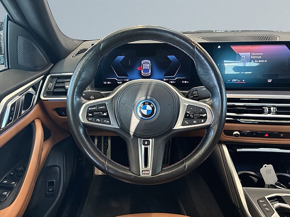 BMW i4 9 of 26