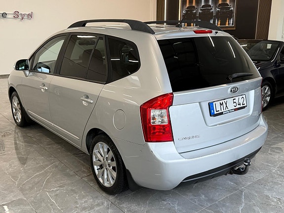 Kia Carens 3 of 20