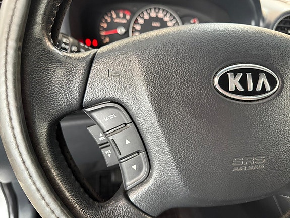 Kia Carens 11 of 20