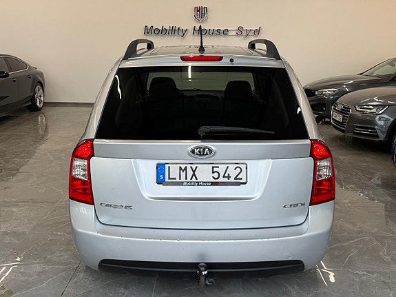 Kia Carens 7 of 20