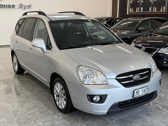 Kia Carens 2 of 20