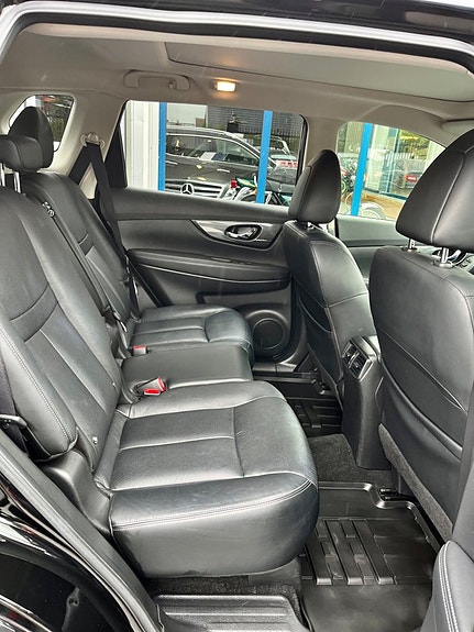 Nissan X-Trail 11 of 14