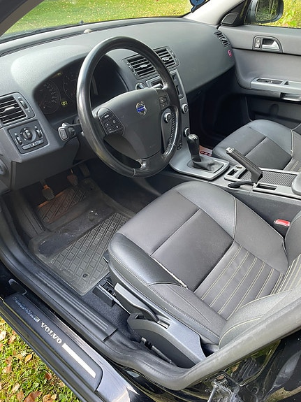 Volvo V50 4 of 8