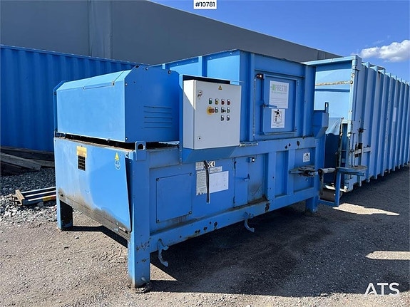 RHD 200 komprimator med container (59,000:- ex moms) 2 of 24