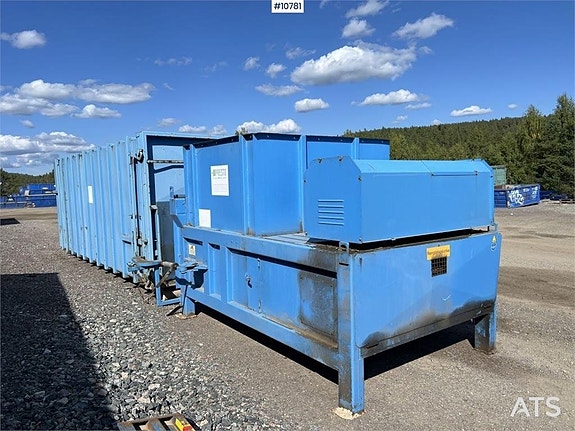 RHD 200 komprimator med container (59,000:- ex moms) 7 of 24