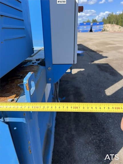 RHD 200 komprimator med container (59,000:- ex moms) 13 of 24