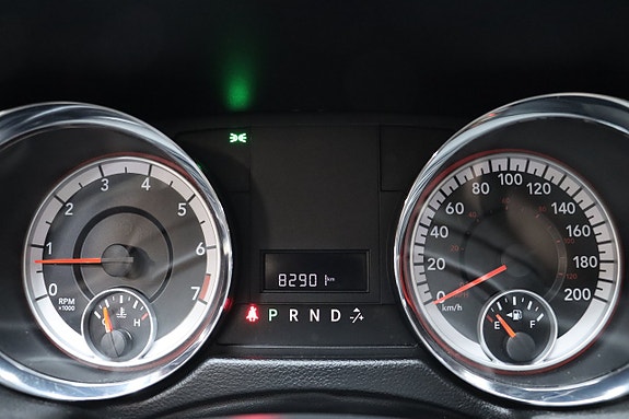 Dodge Grand Caravan 20 of 21