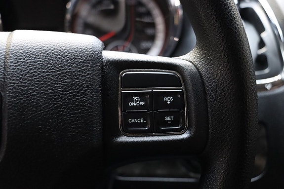 Dodge Grand Caravan 19 of 21