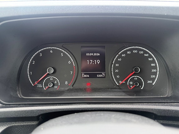 Volkswagen Caddy 25 of 25
