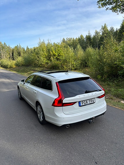 Volvo V90 4 of 10