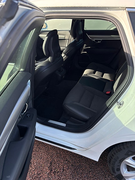 Volvo V90 10 of 10