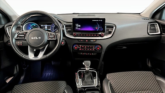 Kia Ceed 7 of 15