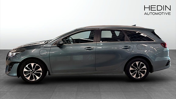 Kia Ceed 4 of 15