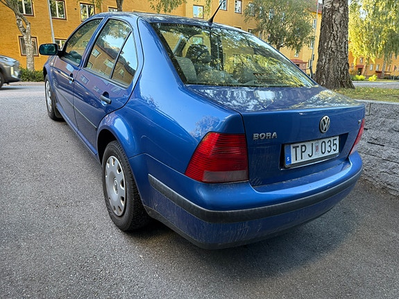 Volkswagen Bora 4 of 7