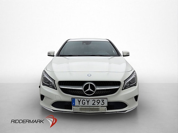 Mercedes-Benz CLA200 2 of 28