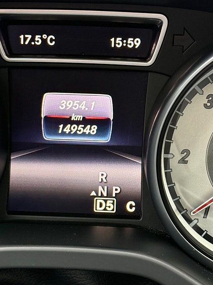 Mercedes-Benz CLA220 d 15 of 16