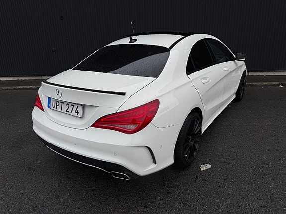 Mercedes-Benz CLA220 d 2 of 16