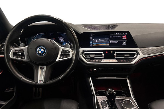 BMW 330e 8 of 19