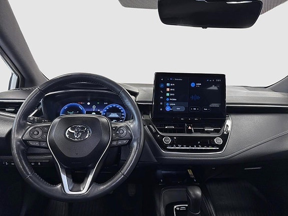 Toyota Corolla 7 of 13