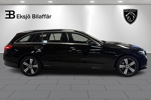 Mercedes-Benz C300 4 of 21