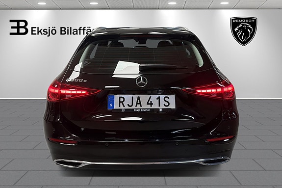 Mercedes-Benz C300 6 of 21