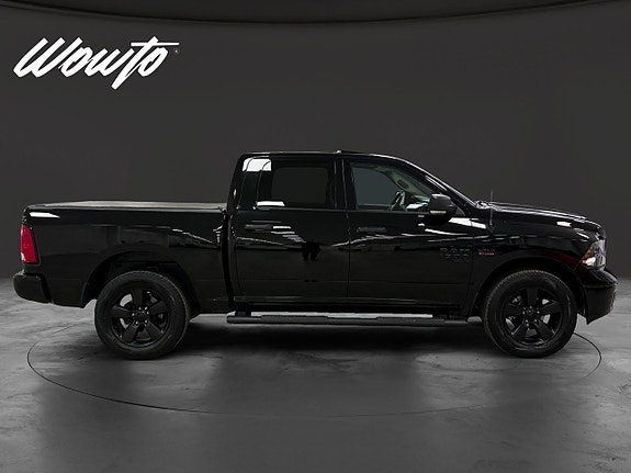 Dodge RAM 1500 3 of 20