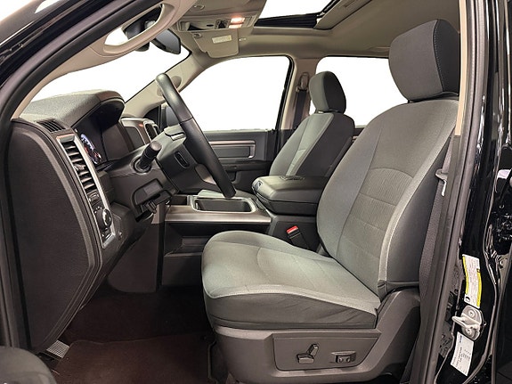 Dodge RAM 1500 8 of 20