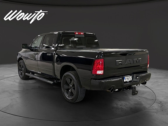 Dodge RAM 1500 5 of 20