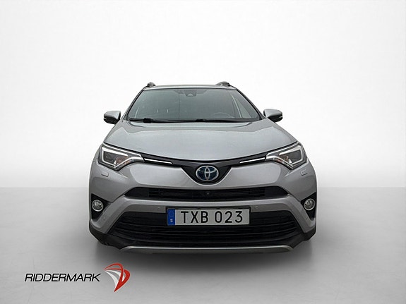 Toyota RAV4 2 of 30