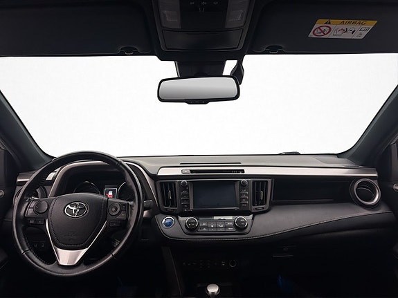 Toyota RAV4 22 of 30