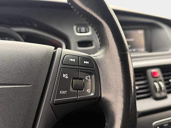Volvo V40 14 of 25