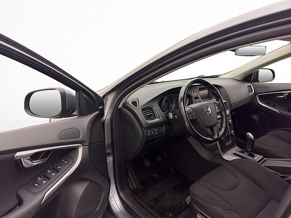 Volvo V40 9 of 25