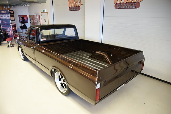Chevrolet C20 10 of 30