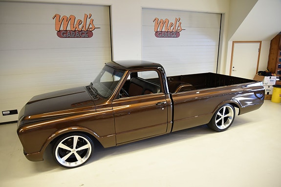 Chevrolet C20 13 of 30