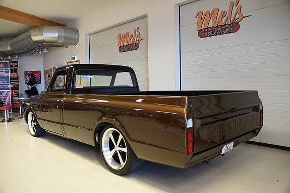 Chevrolet C20 6 of 30