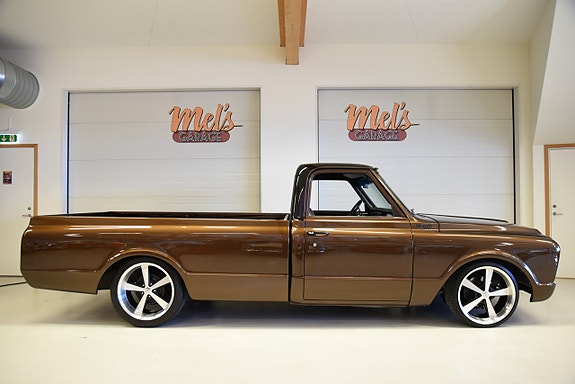 Chevrolet C20 5 of 30