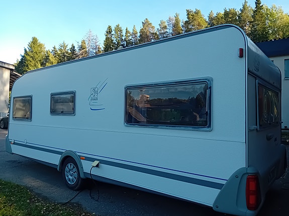 Knaus 560 Azur Royale Fullbredd Dubbelbädd 3 of 19