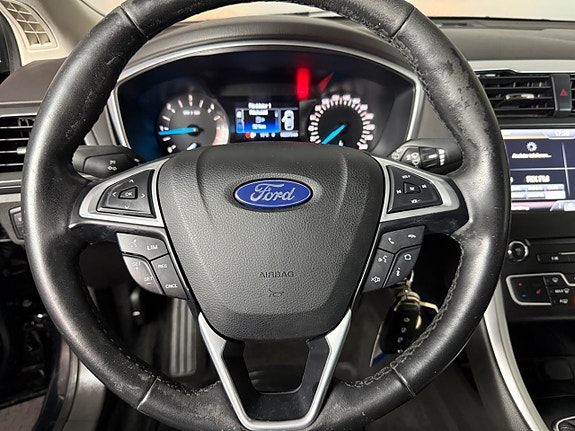 Ford Mondeo 12 of 19