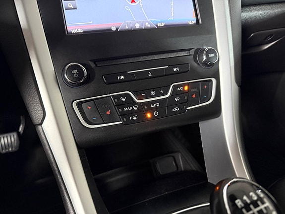 Ford Mondeo 18 of 19