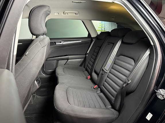 Ford Mondeo 11 of 19