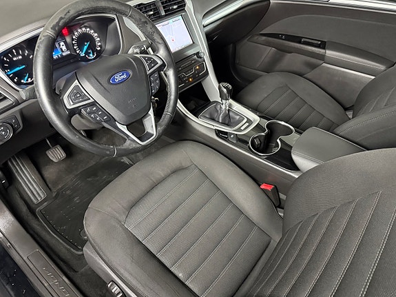 Ford Mondeo 9 of 19