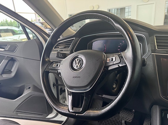 Volkswagen Tiguan 10 of 20