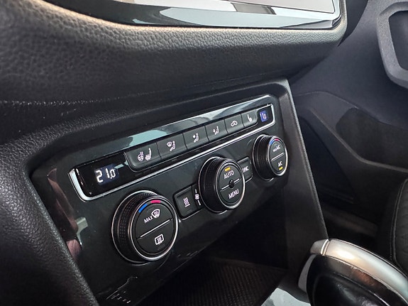 Volkswagen Tiguan 12 of 20