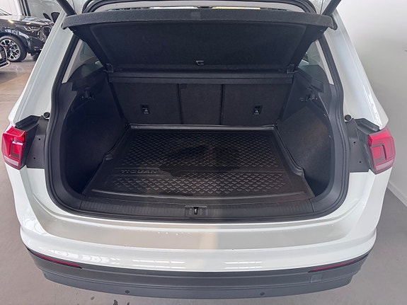 Volkswagen Tiguan 6 of 20