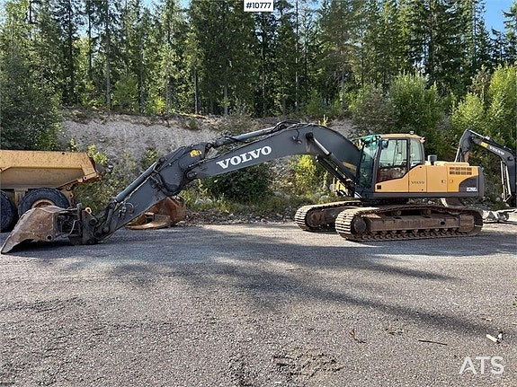 Volvo EC290CL Grävmaskin med redskap VIDEO 5 of 24