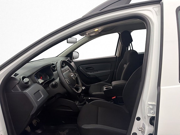 Dacia Duster 11 of 26