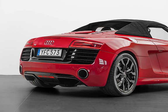 Audi R8 25 of 30