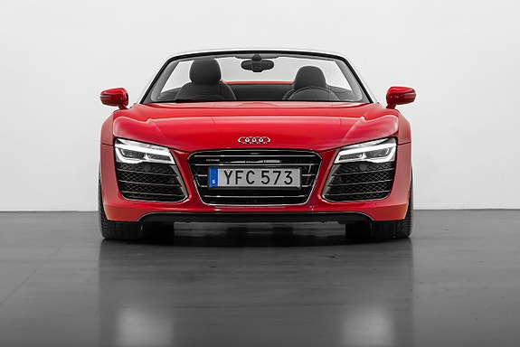Audi R8 5 of 30
